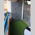 Ensoleille Avec Balcon Nîmes