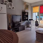 דירה Ensoleille Avec Balcon נים